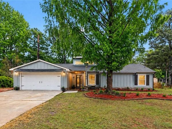 210 Fireside Way, Fairburn, GA 30213