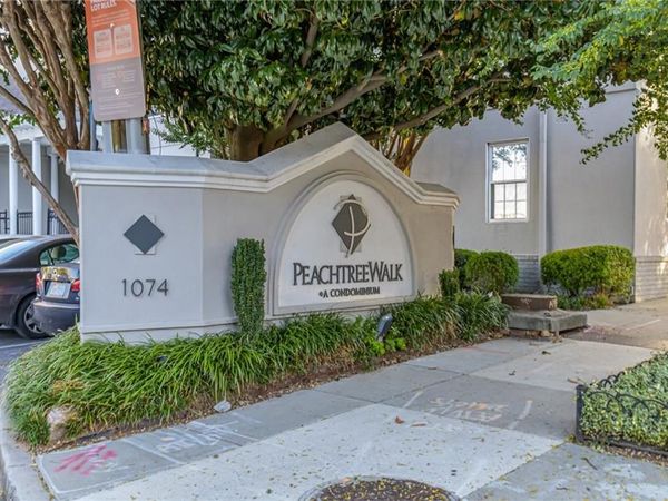 1074 Peachtree Walk NE, Unit B418, Atlanta, GA 30309