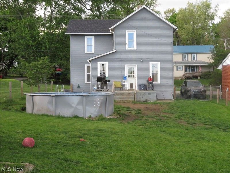 53 E North Avenue, East Palestine, OH 44413 Photo 2