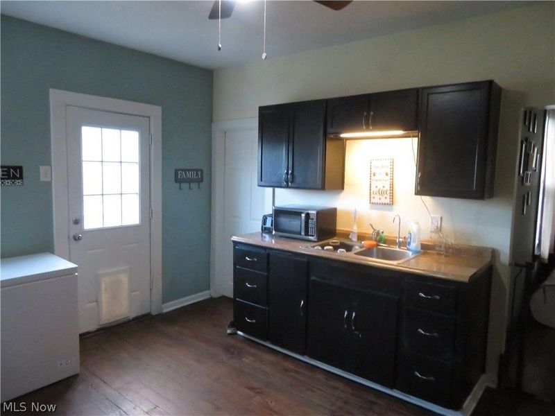 53 E North Avenue , East Palestine, OH 44413 Photo 7
