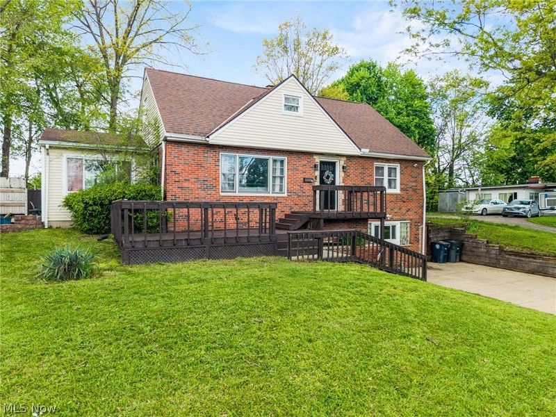1588 Highview Avenue , Akron, OH 44301 Photo 2