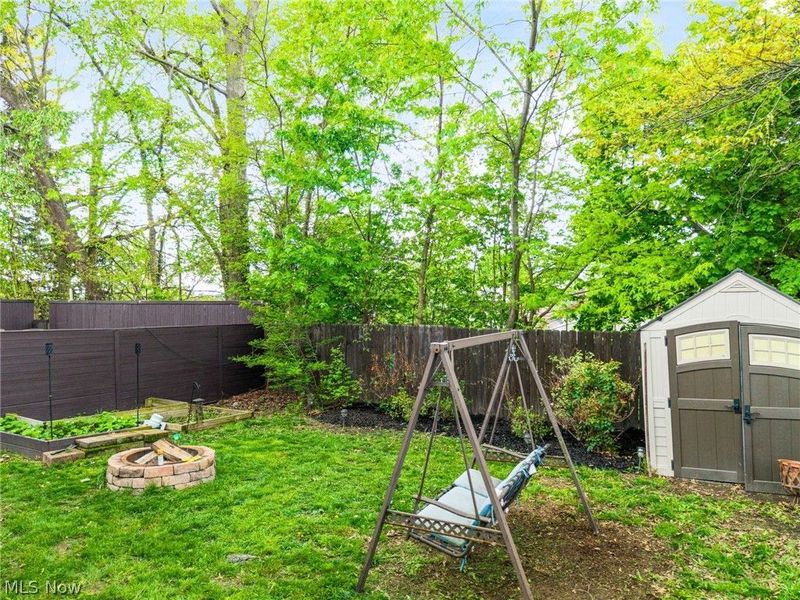 1588 Highview Avenue , Akron, OH 44301 Photo 5