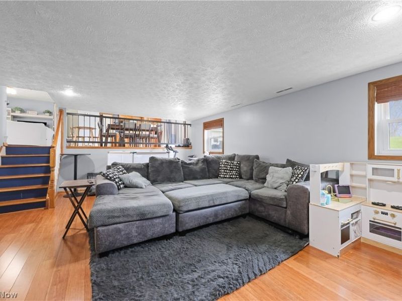 7010 Stonecreek Avenue NE, Canton, OH 44721 Photo 13