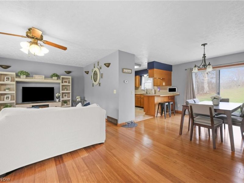 7010 Stonecreek Avenue NE, Canton, OH 44721 Photo 7