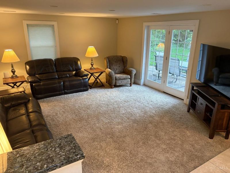 715 Brooks Avenue, Wyoming, OH 45215 Photo 9