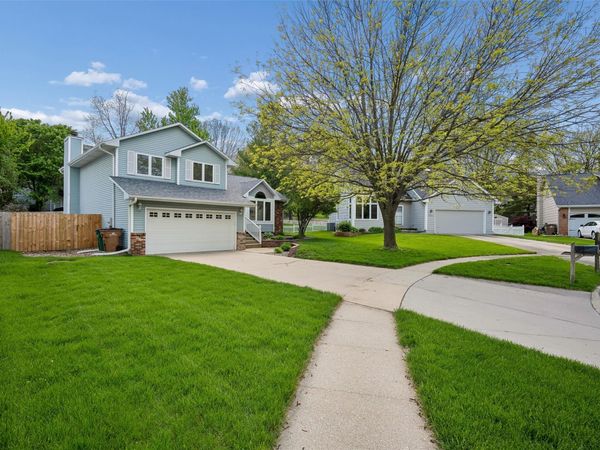 5630 Westridge Court, West Des Moines, IA 50266