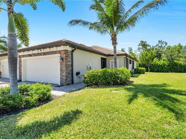 9110 Woodhurst DR, NAPLES, FL 34120