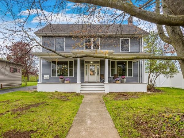 78 Seneca Avenue , Oneida, NY 13421