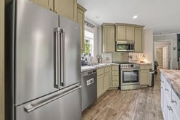 370 Edison Circle photo 4