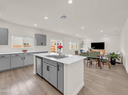 7672 Apex Place, Reno, NV 89506 Photo