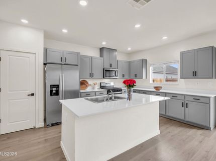 7672 Apex Place, Reno, NV 89506 Photo