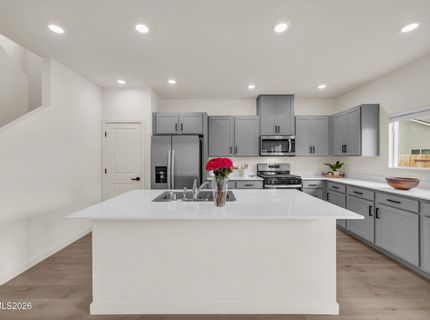 7672 Apex Place, Reno, NV 89506 Photo