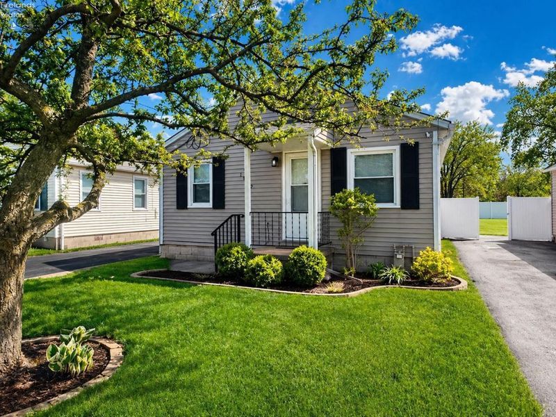 1922 First St., Sandusky, OH 44870 Photo 1