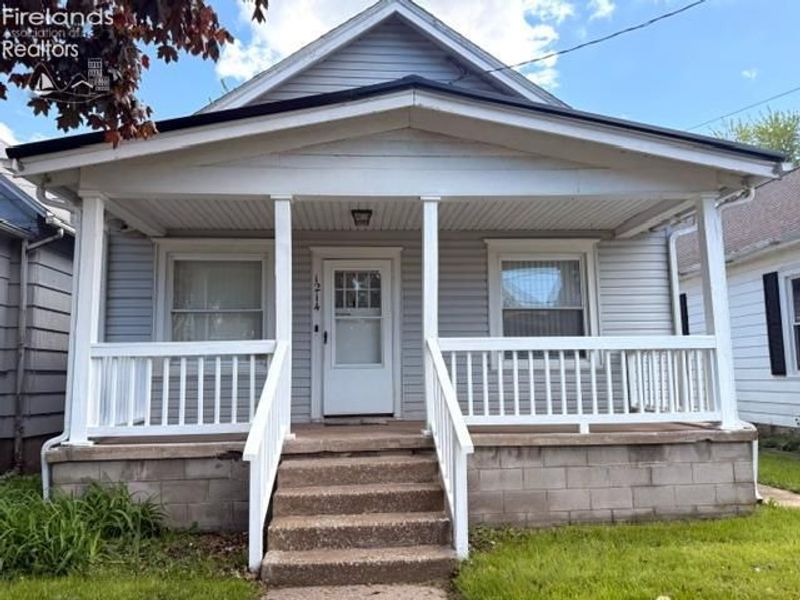 1214 W Osborne, Sandusky, OH 44870 Photo 29