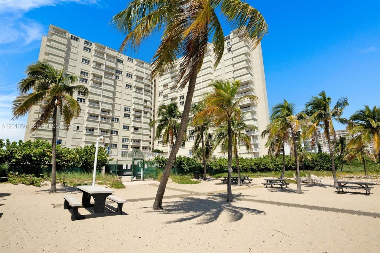 750 N Ocean Blvd , Unit 310, Pompano Beach, FL 33062 Photo