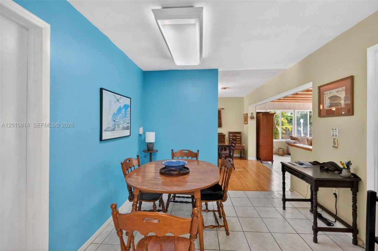 11400 NE 9th Ave , Biscayne Park, FL 33161 Photo
