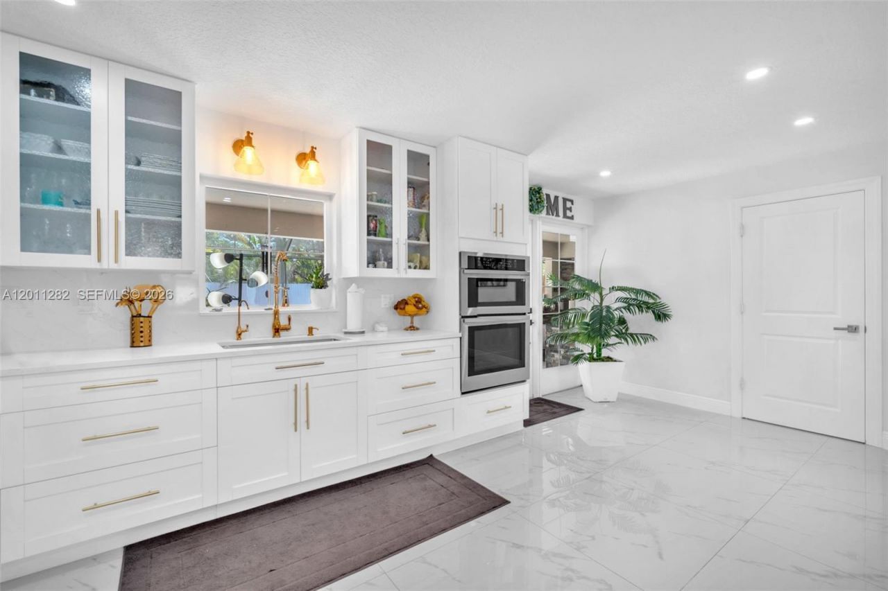252 Malibu Cir , Unit 252, Greenacres, FL 33413 Photo