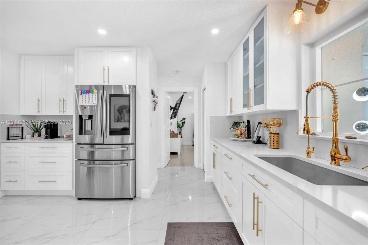 252 Malibu Cir , Unit 252, Greenacres, FL 33413 Photo