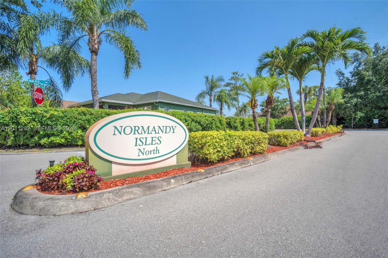 252 Malibu Cir , Unit 252, Greenacres, FL 33413 Photo