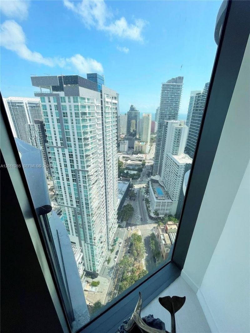 1000 Brickell Plz, Unit 4301, Miami, FL 33131 Photo