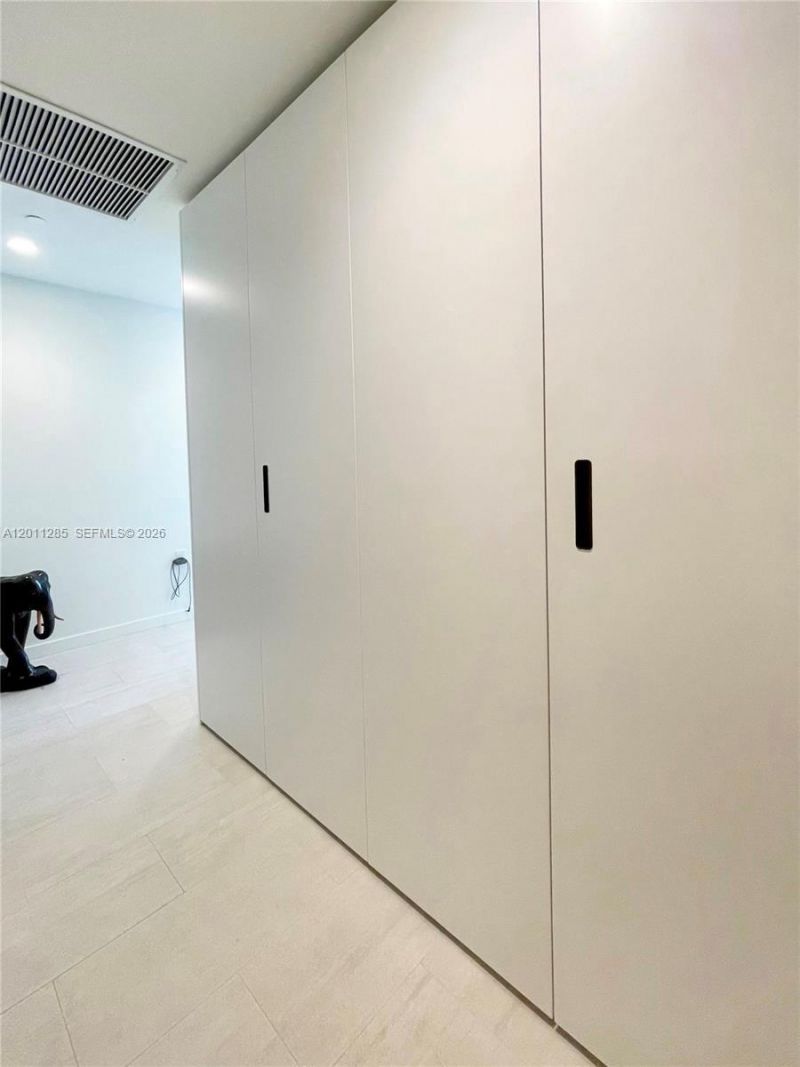 1000 Brickell Plz, Unit 4301, Miami, FL 33131 Photo