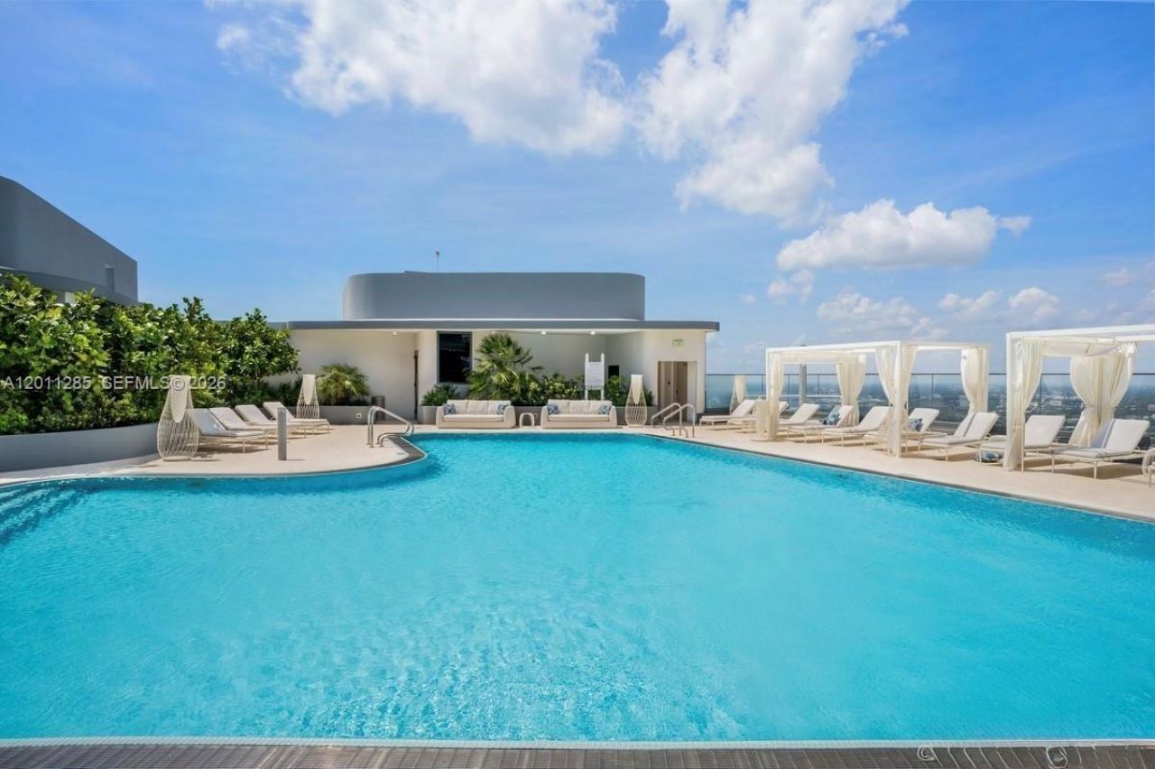 1000 Brickell Plz, Unit 4301, Miami, FL 33131 Photo