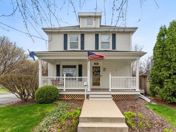 857 8th STREET, Manitowoc, WI 54220