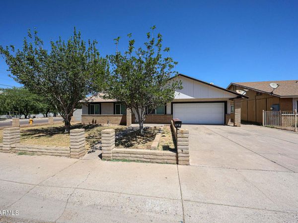 7056 W TAYLOR Street, Phoenix, AZ 85043
