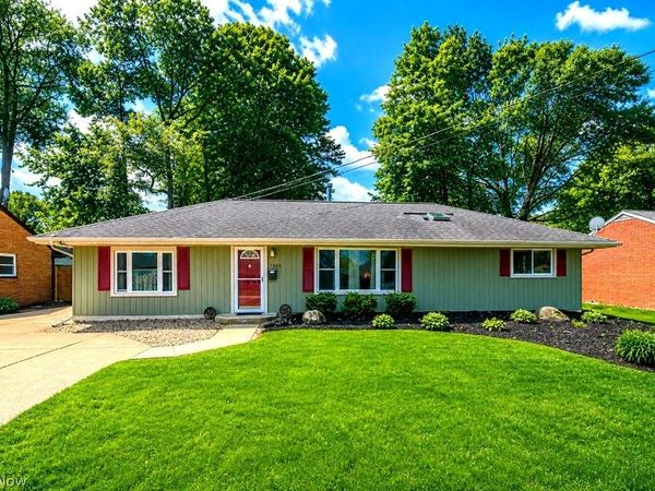 7580 Primrose Drive , Mentor on the Lake, OH 44060