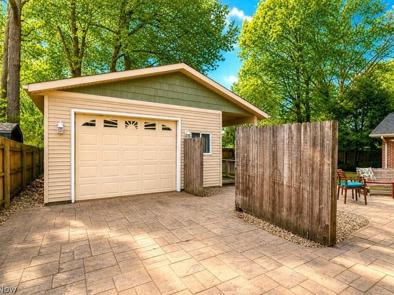 7580 Primrose Drive, Mentor on the Lake, OH 44060 Photo 26