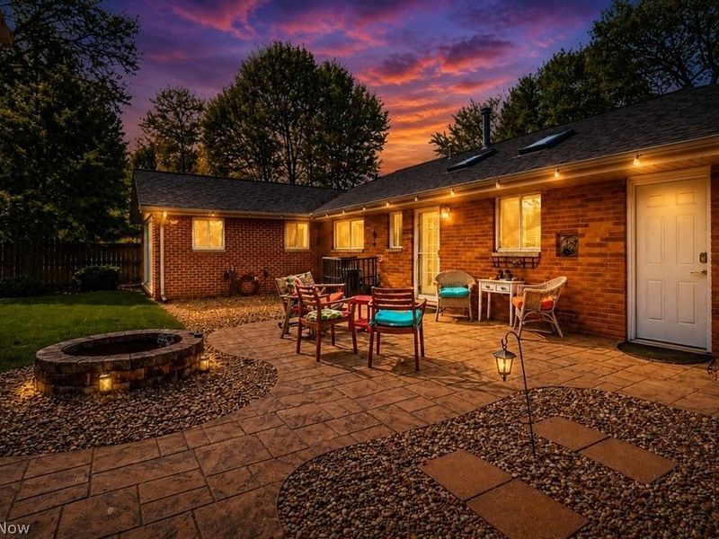 7580 Primrose Drive, Mentor on the Lake, OH 44060 Photo 4