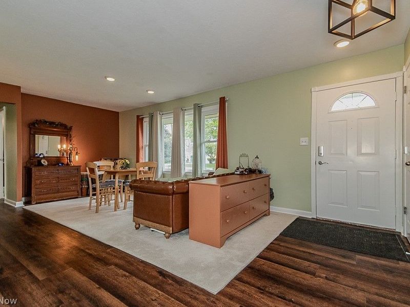 7580 Primrose Drive, Mentor on the Lake, OH 44060 Photo 6