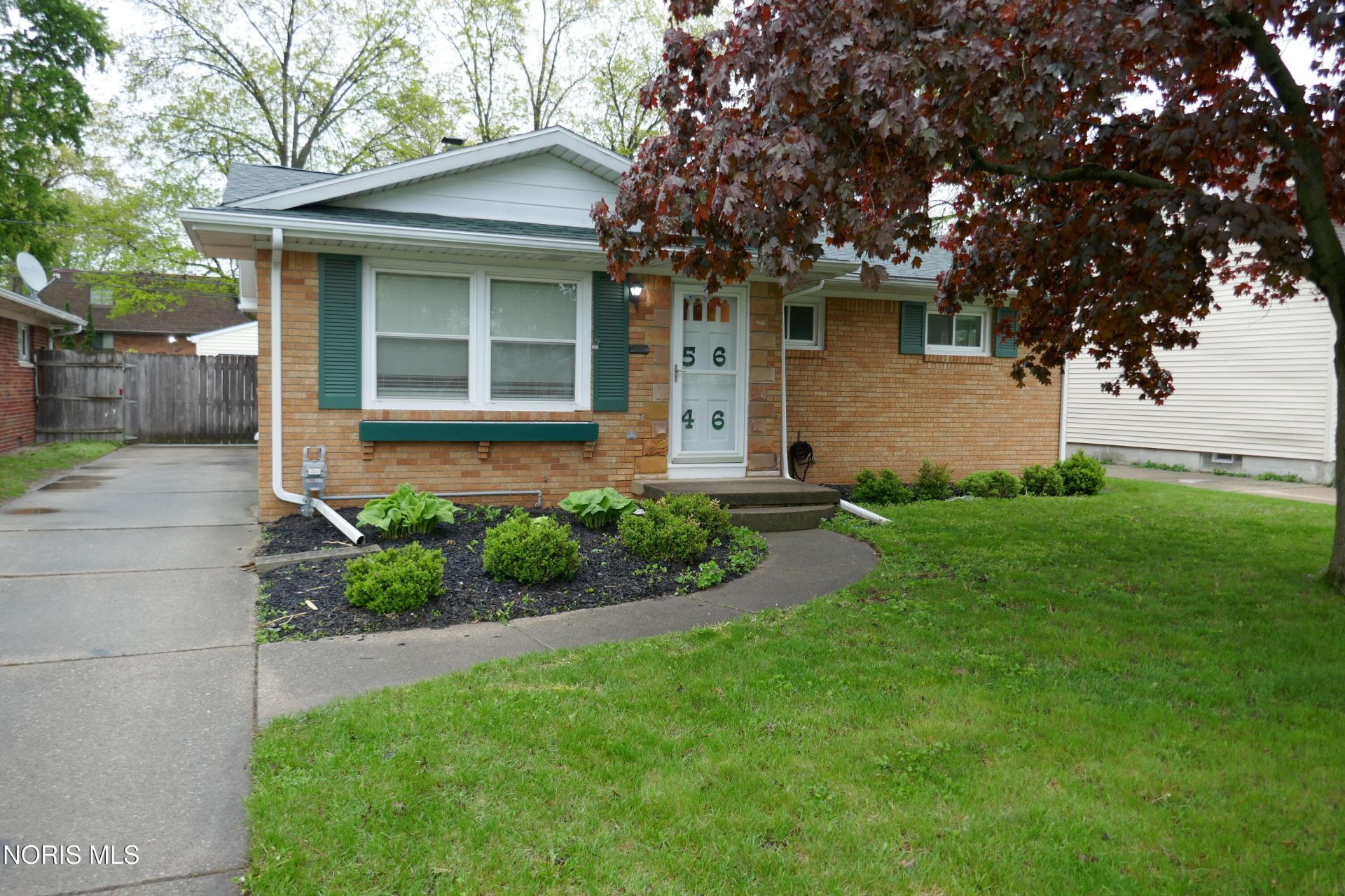 5646 Planet Avenue, Toledo, OH 43623 Main Photo