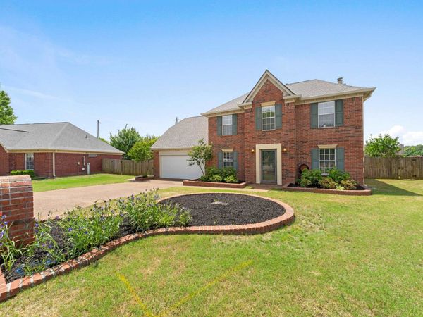 9741 GREEN RIDGE CV, Lakeland, TN 38002