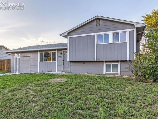 7430 Vineland Trail, Colorado Springs, CO 80911
