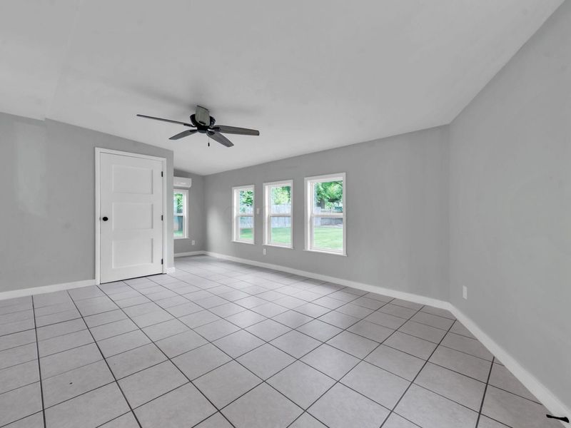 4555 Circle Drive, Hilliard, OH 43026 Photo 12