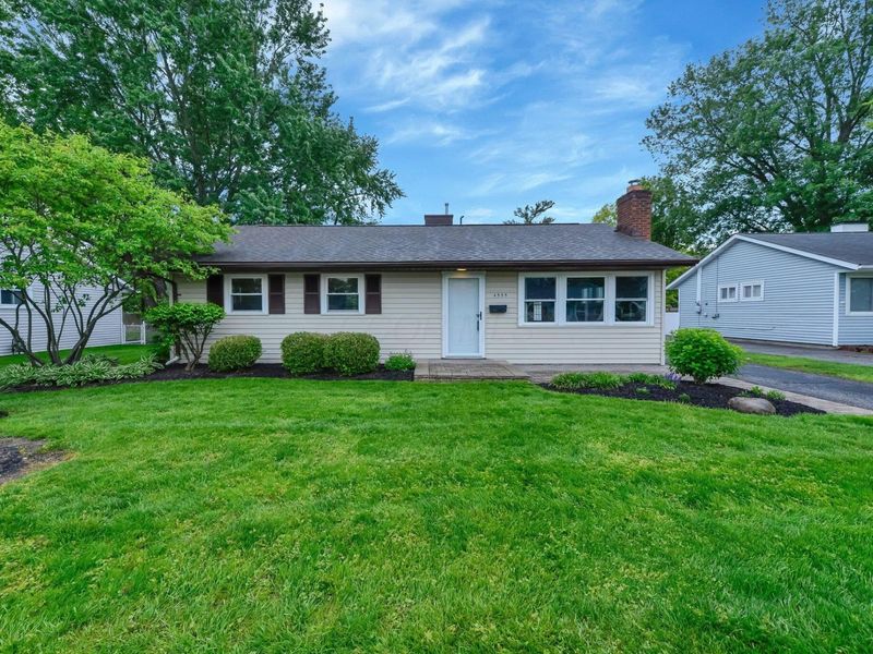4555 Circle Drive, Hilliard, OH 43026 Photo 2