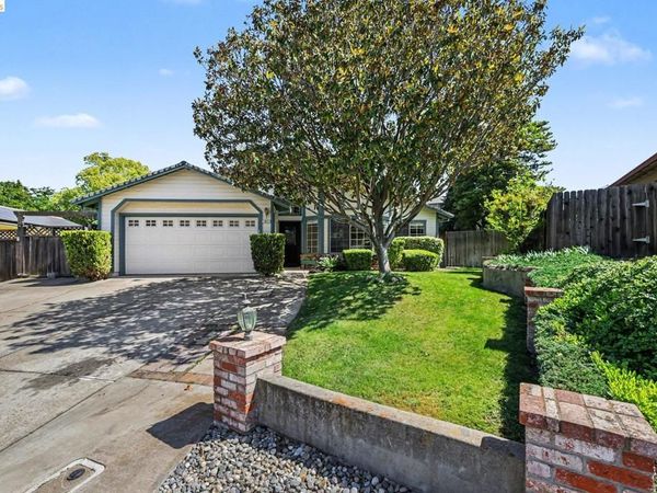 1621 Ponderosa Dr, Oakley, CA 94561