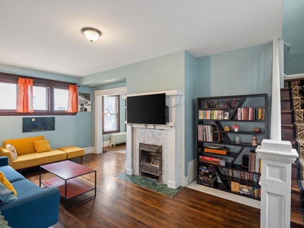 1335 Oliver Avenue N, Minneapolis, MN 55411