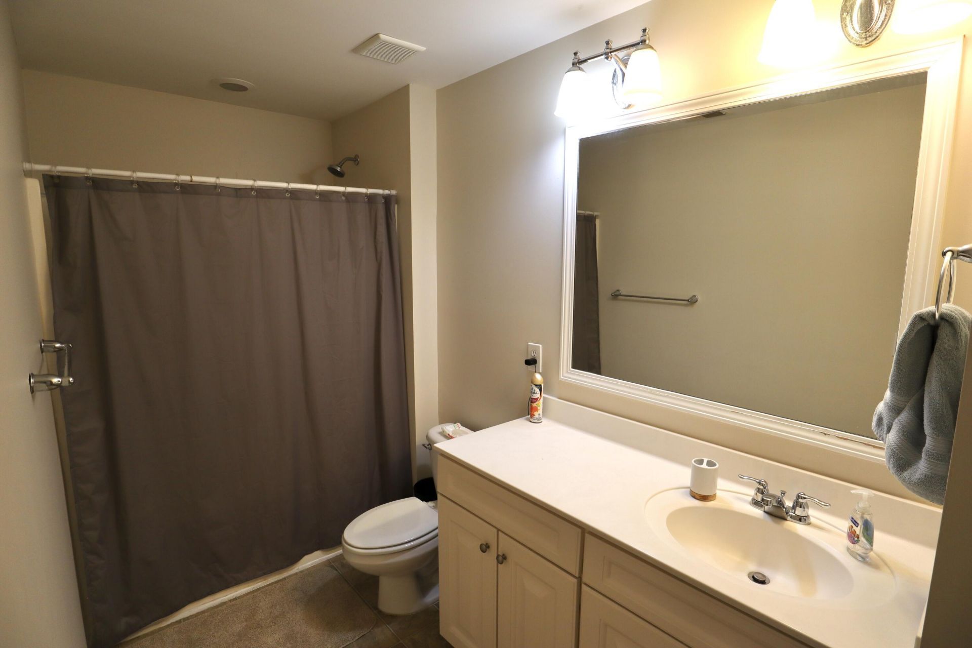 9650 Islesworth Way Photo 15