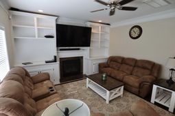 9650 Islesworth Way photo 4