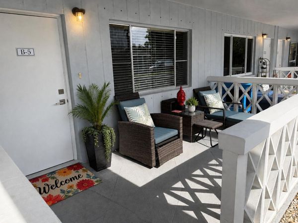 2170 NE 51st Court, Unit B5, Fort Lauderdale, FL 33308