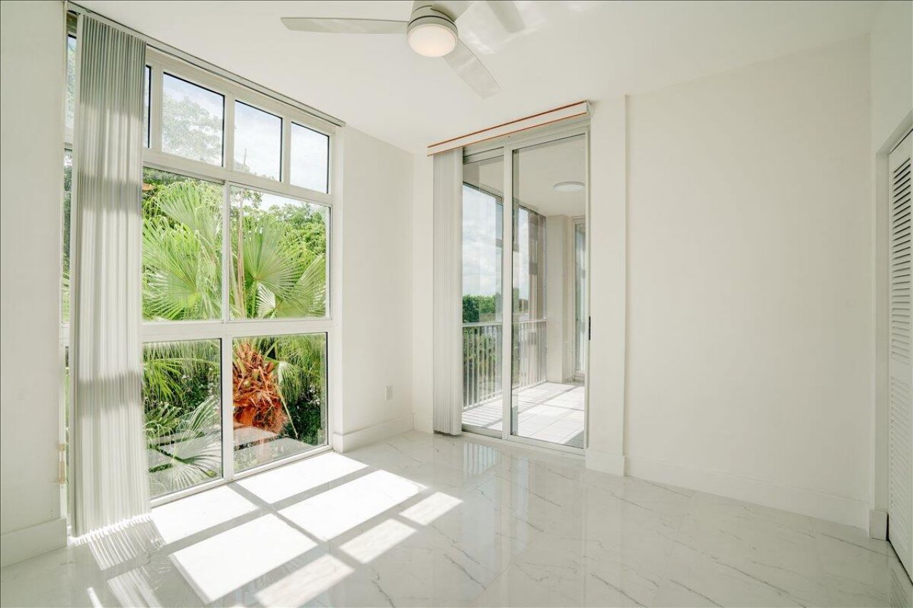 9805 NW 52nd Street, Unit 407, Doral, FL 33178 Photo