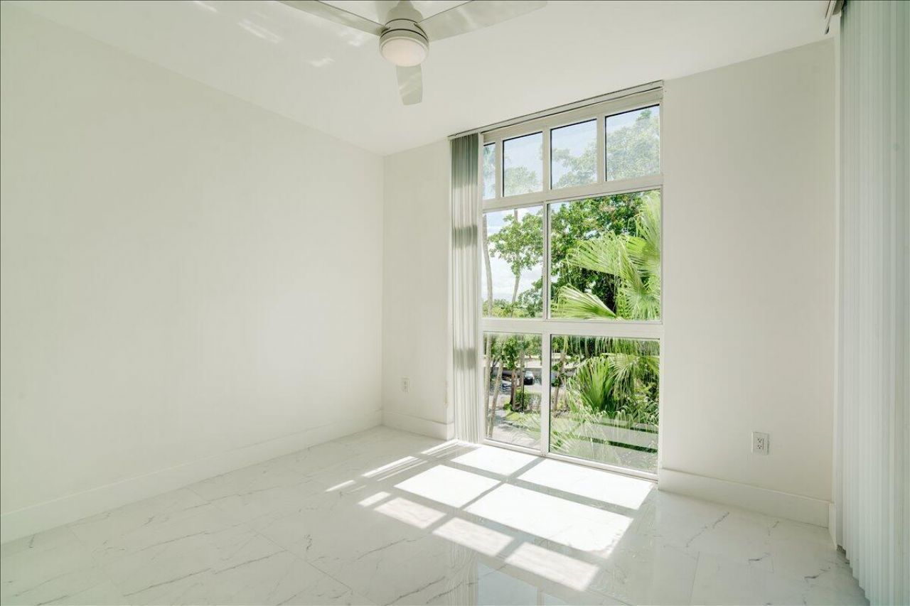 9805 NW 52nd Street, Unit 407, Doral, FL 33178 Photo