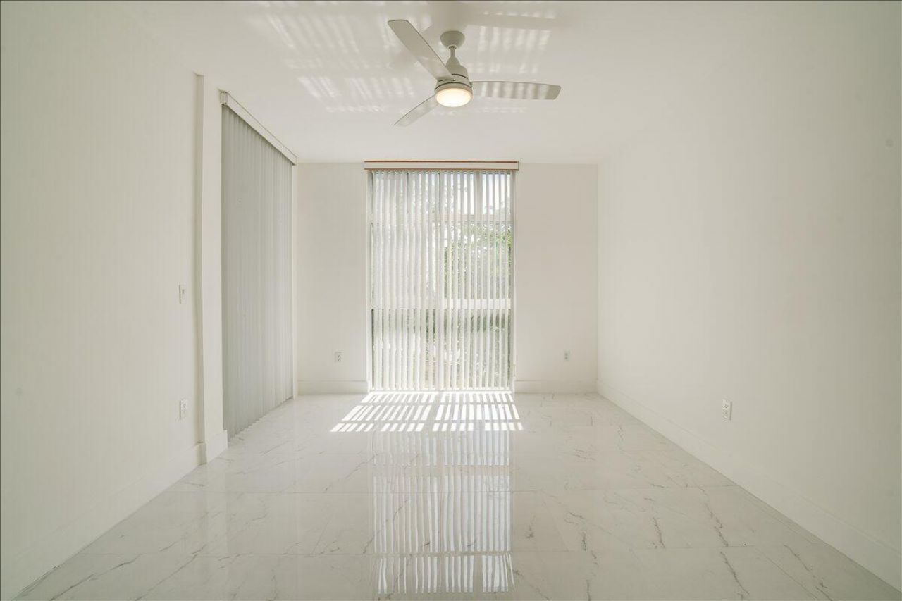 9805 NW 52nd Street, Unit 407, Doral, FL 33178 Photo