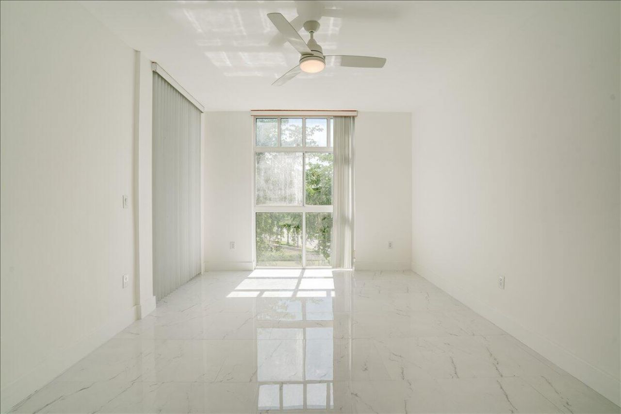 9805 NW 52nd Street, Unit 407, Doral, FL 33178 Photo