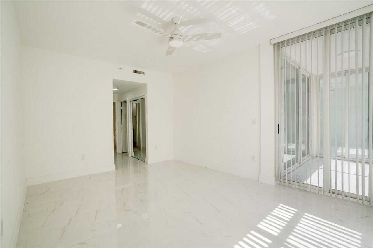 9805 NW 52nd Street, Unit 407, Doral, FL 33178 Photo