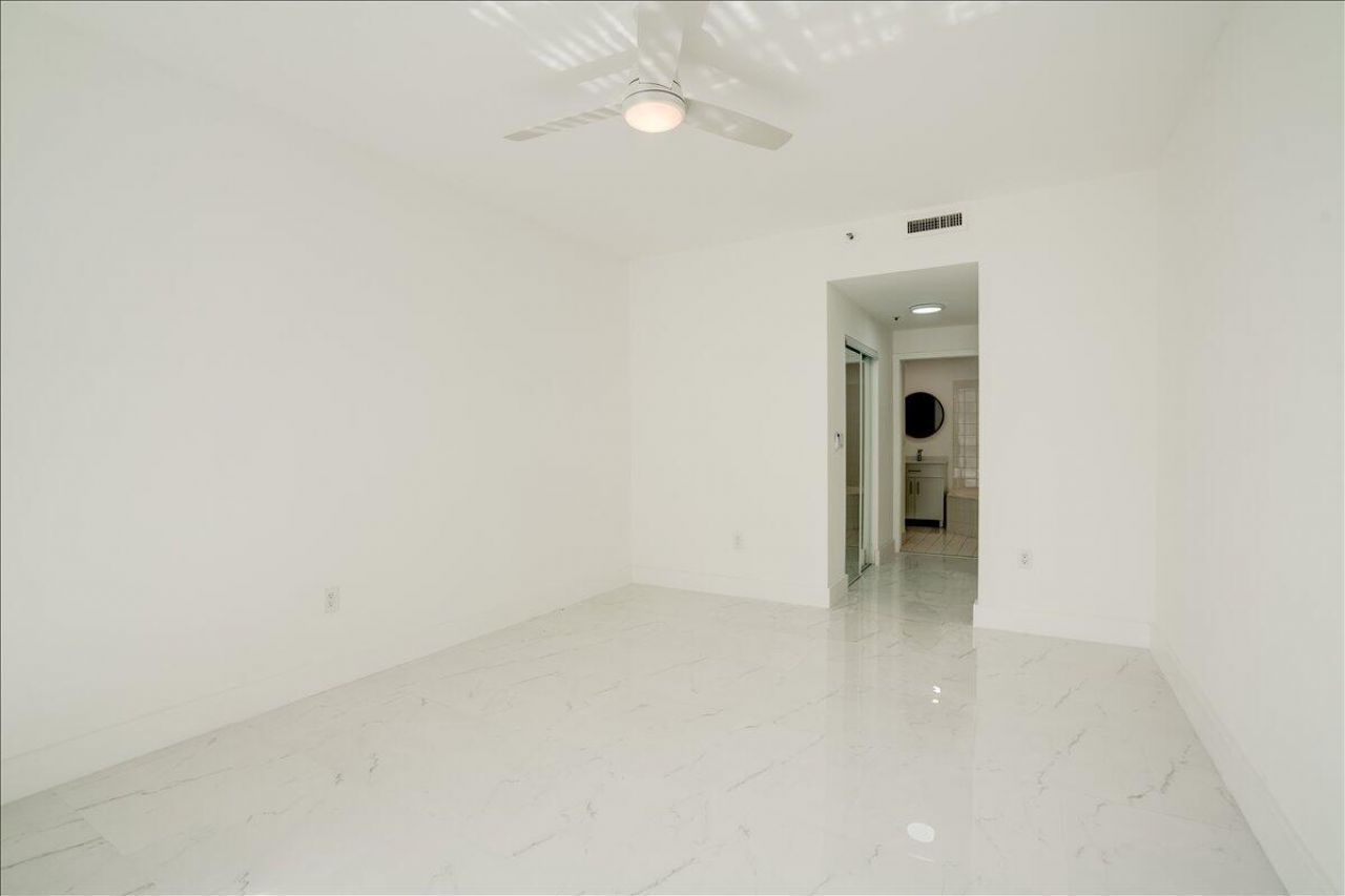 9805 NW 52nd Street, Unit 407, Doral, FL 33178 Photo