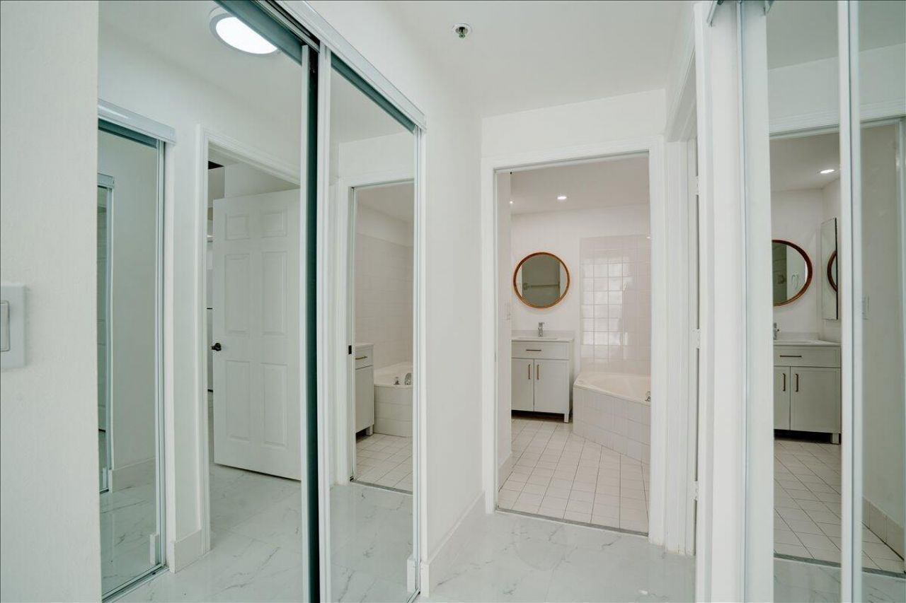9805 NW 52nd Street, Unit 407, Doral, FL 33178 Photo