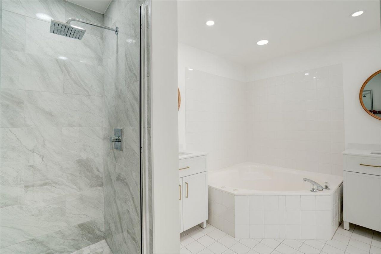 9805 NW 52nd Street, Unit 407, Doral, FL 33178 Photo
